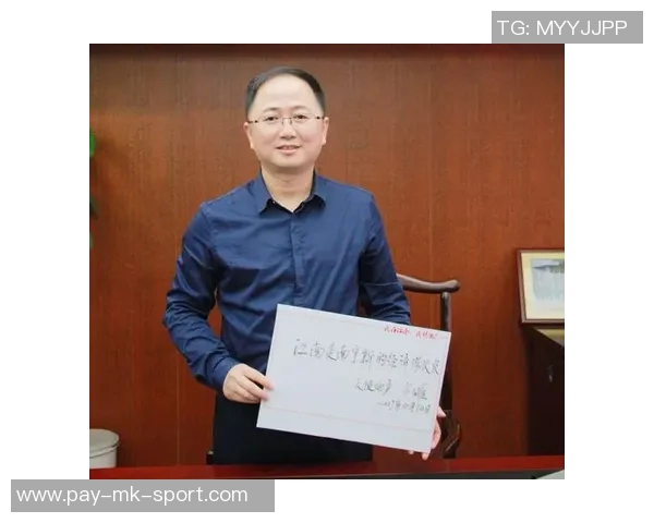 曹栋在足球赛场上的成长历程与未来发展潜力分析 曹栋在足球赛场上的成长历程与未来发展潜力分析